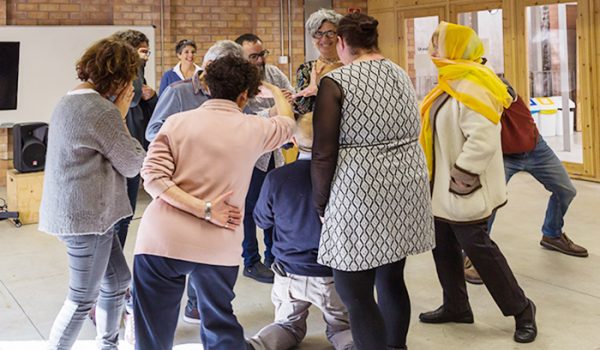 El Servei de Voluntariat de Sant Pere Claver promou i gestiona la participació de persones que, amb el seu temps i compromís, volen ser actors de transformació social, oferint suport i acompanyament a persones vulnerables o en risc d’exclusió, vinculades a la nostra entitat.